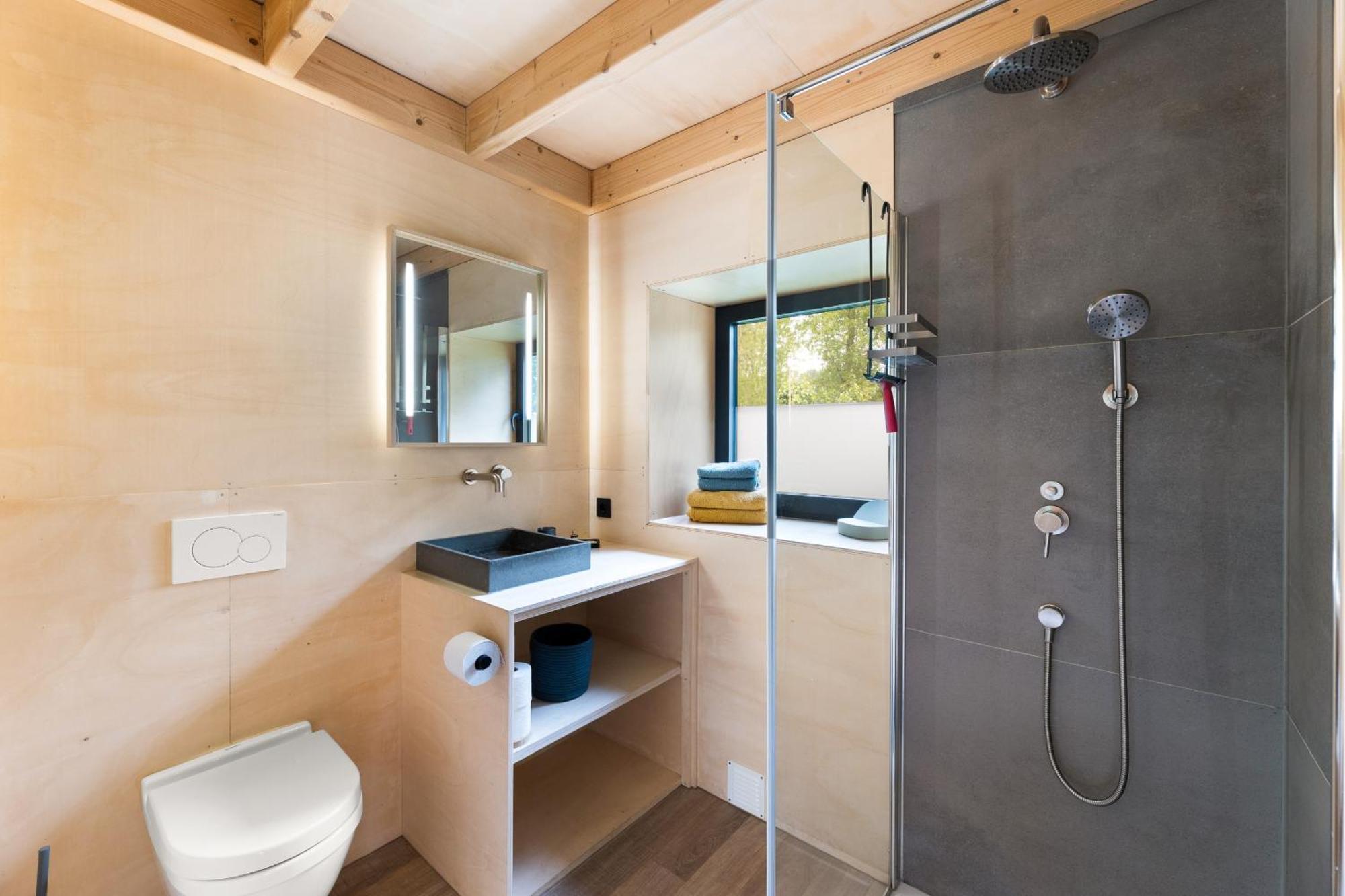 Romantisch Huisje Met Houtkachel & Airco Op 2,5Km Van Zee Groede Bagian luar foto