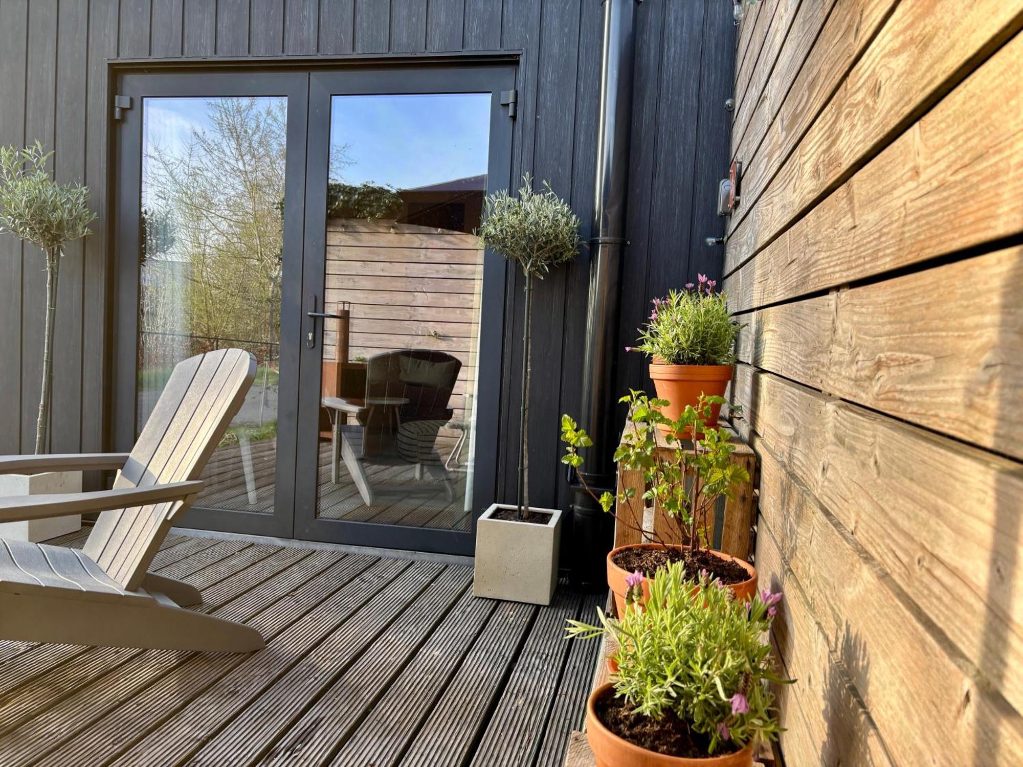 Romantisch Huisje Met Houtkachel & Airco Op 2,5Km Van Zee Groede Bagian luar foto